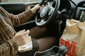 drive_thru_food_car